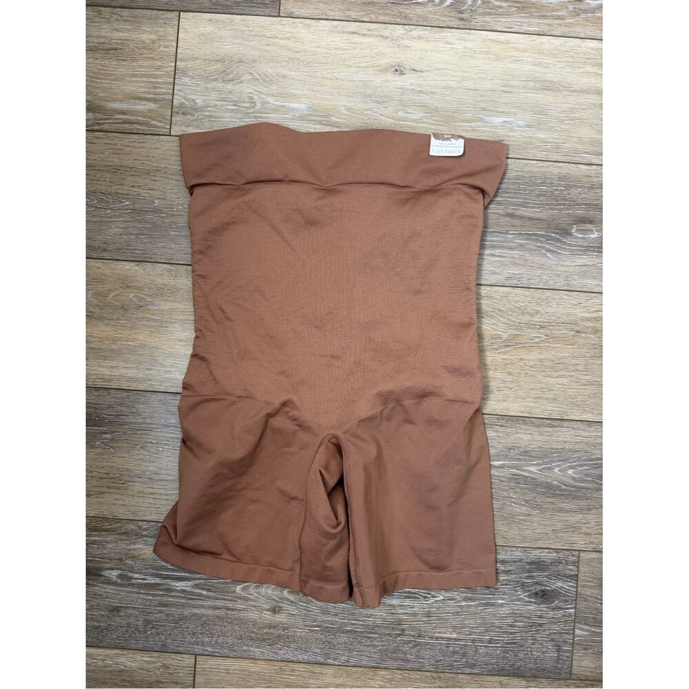 NWT Cacique Slimmer Ultra High-Waist Shaping Short in Brown Sz 22/24
